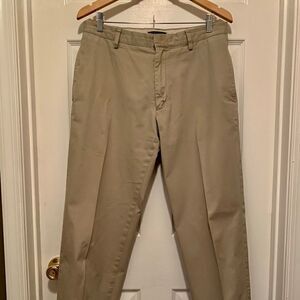Beige Banana Republic Gavin Straight Fit S-33x30